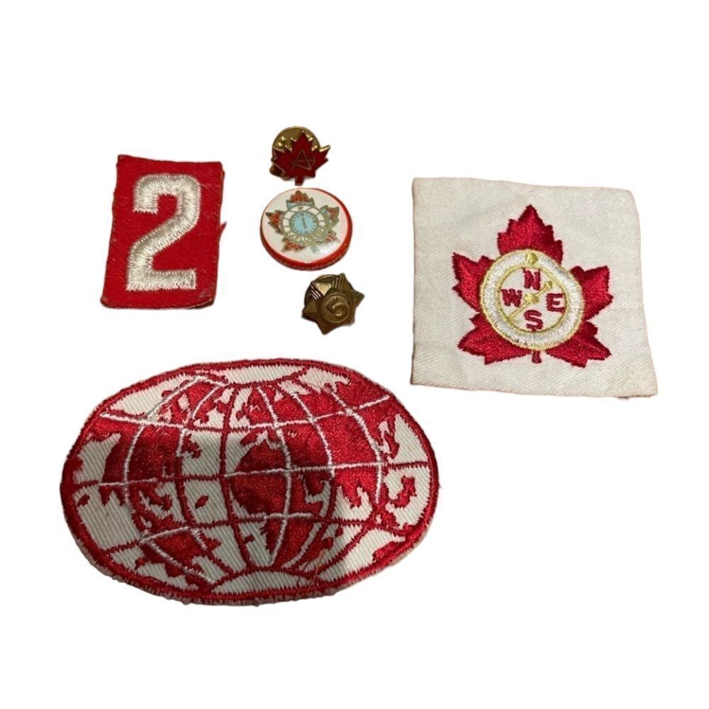 3‎ for $30! Set of 3 vintage pins  and 3 patches